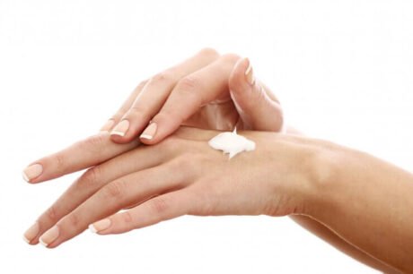 cream for dry and cracked hands